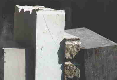 grabsteine-stehend.jpg