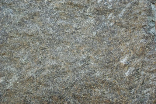 poschiavo-serpentin-gepalten.jpg